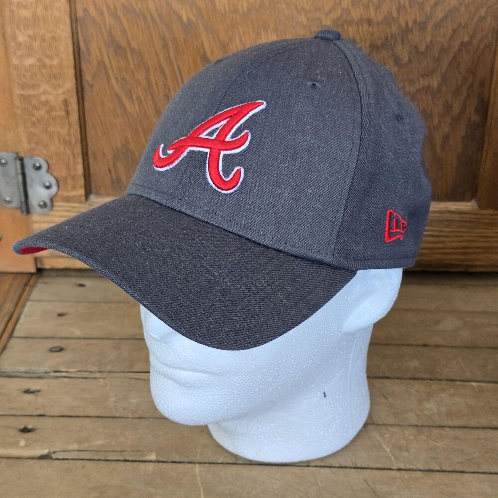 Atlanta Braves Hat Cap Fitted Mens Large MLB Baseball 39THIRTY Gray New Era